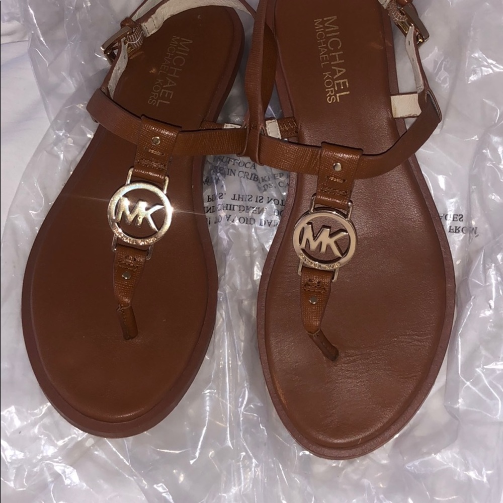 Women’s sandals